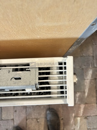 2x Paneelradiatoren met geïntegreerde thermostaatkraan, Brugman Kompak